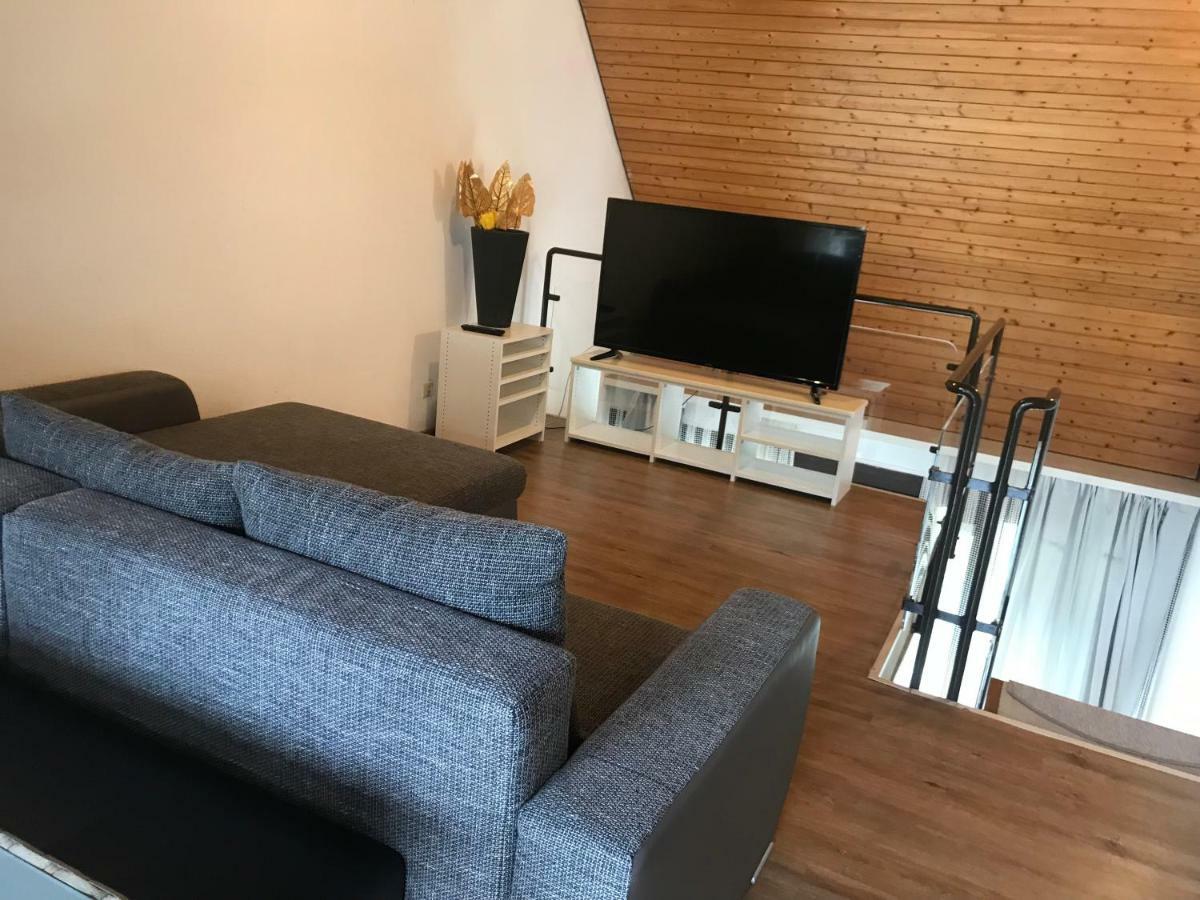 Apartmán Bames Badurach Metzingen Stuttgart Bad Urach Exteriér fotografie